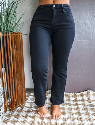 Mila Mid Rise Straight • Black
