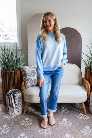 Cue The Colorblock • Blue