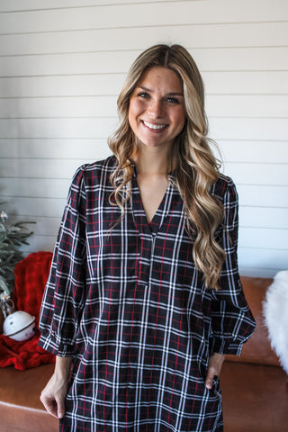 Plaid Perfection Pocket Dress • Black