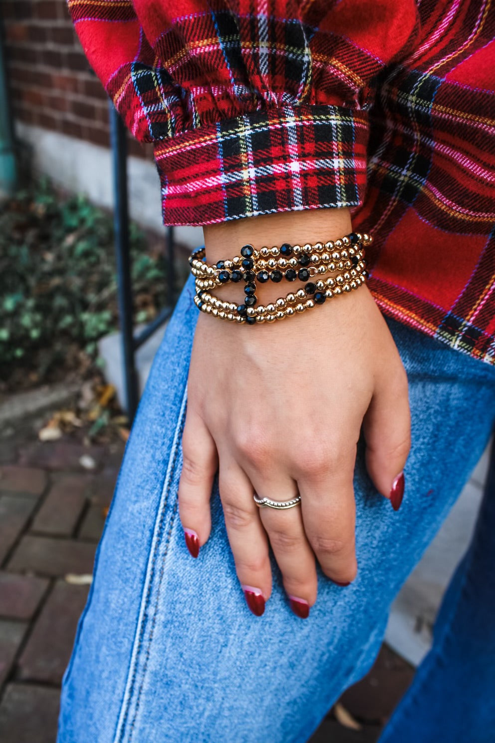 Hope & Joy Cross Bead Bracelet • Black