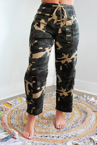 Finley Camo Print Barrel Leg