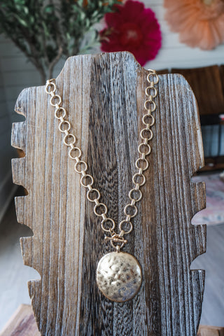 Beth Ann• gold circle pendant necklace