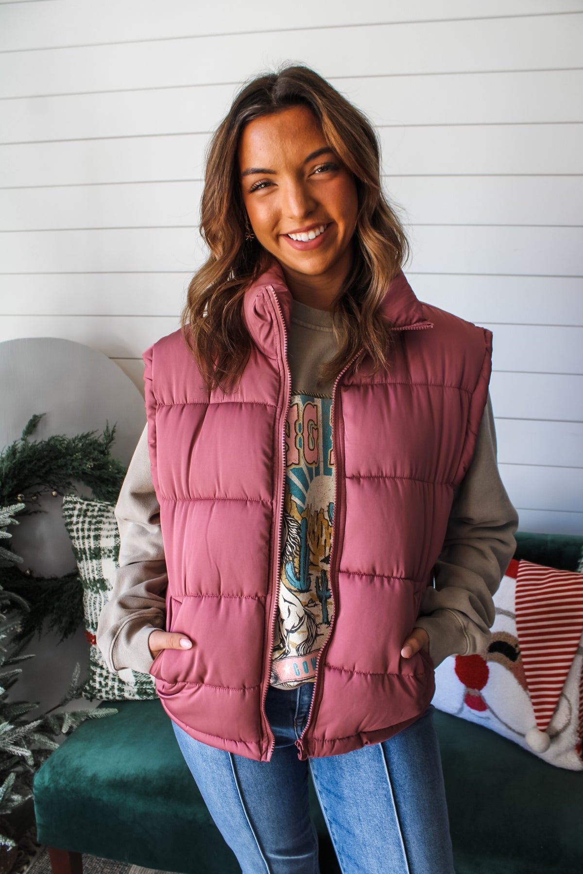 Winter Warmth Puffer Vest • Mauve