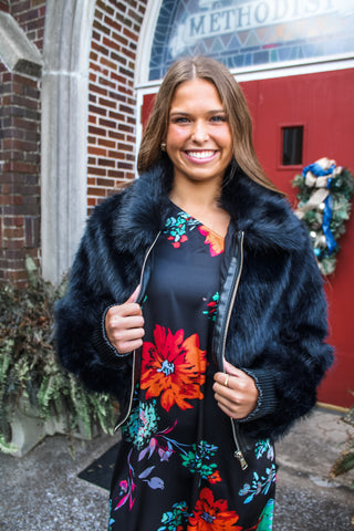 Gorgeous & Glam Faux Fur Jacket • Black