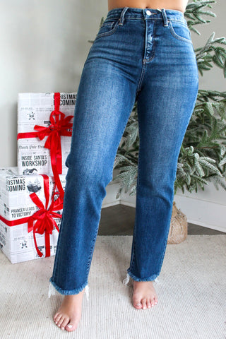 Callie Frayed Hem Straight | Tummy Control • Dark Wash