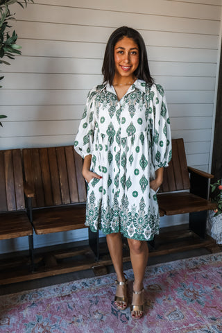 Daytime Elegance • Cream/Olive