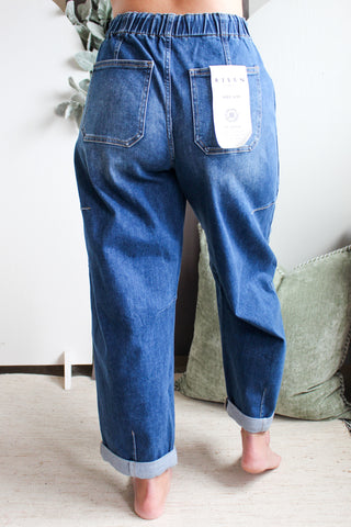 Weslee Barrel Cargo Jean • Dark Wash