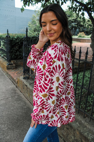 A pop of pink • floral top