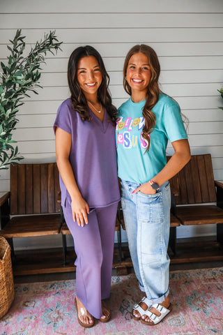 Elevated Essential V-neck • Dusty Purple