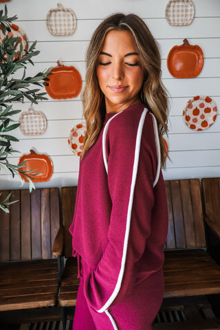 Crisp Contrast Pullover • Wine