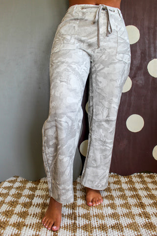 Woodland Camo Barrel Pants • Grey
