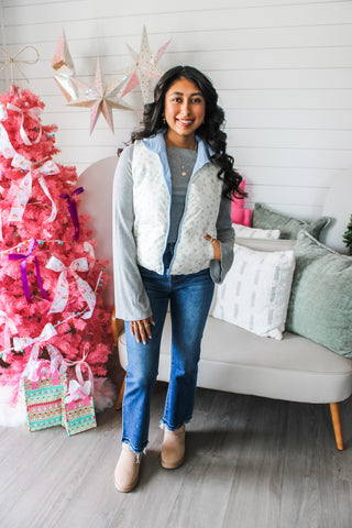 Fresh Snowfall Floral Vest • Blue