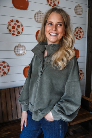 Cold Snap Pullover • Olive