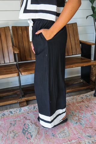 Sunset Views Linen Pants • Black