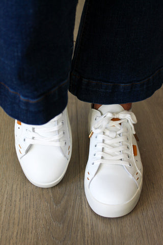 Shauna Leather Sneaker • White - FINAL SALE