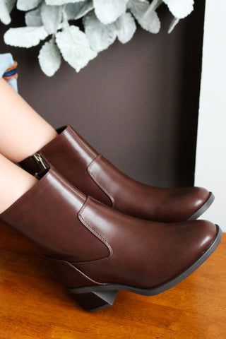 Adelaide Ankle Boot • Dark Brown