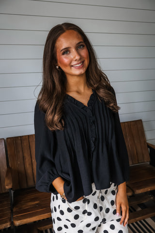 Pleated Perfection • Black