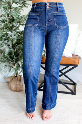 Helene Patch Pocket Slim Flare • Dark Wash