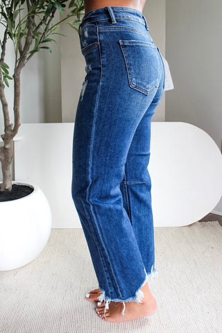 Tempe Distressed Hem Straight • Dark Wash