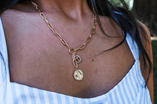 Great & Glorious Necklace • Gold