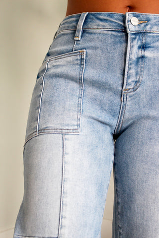 Beck Patch Pocket Barrel Jean • Light Wash