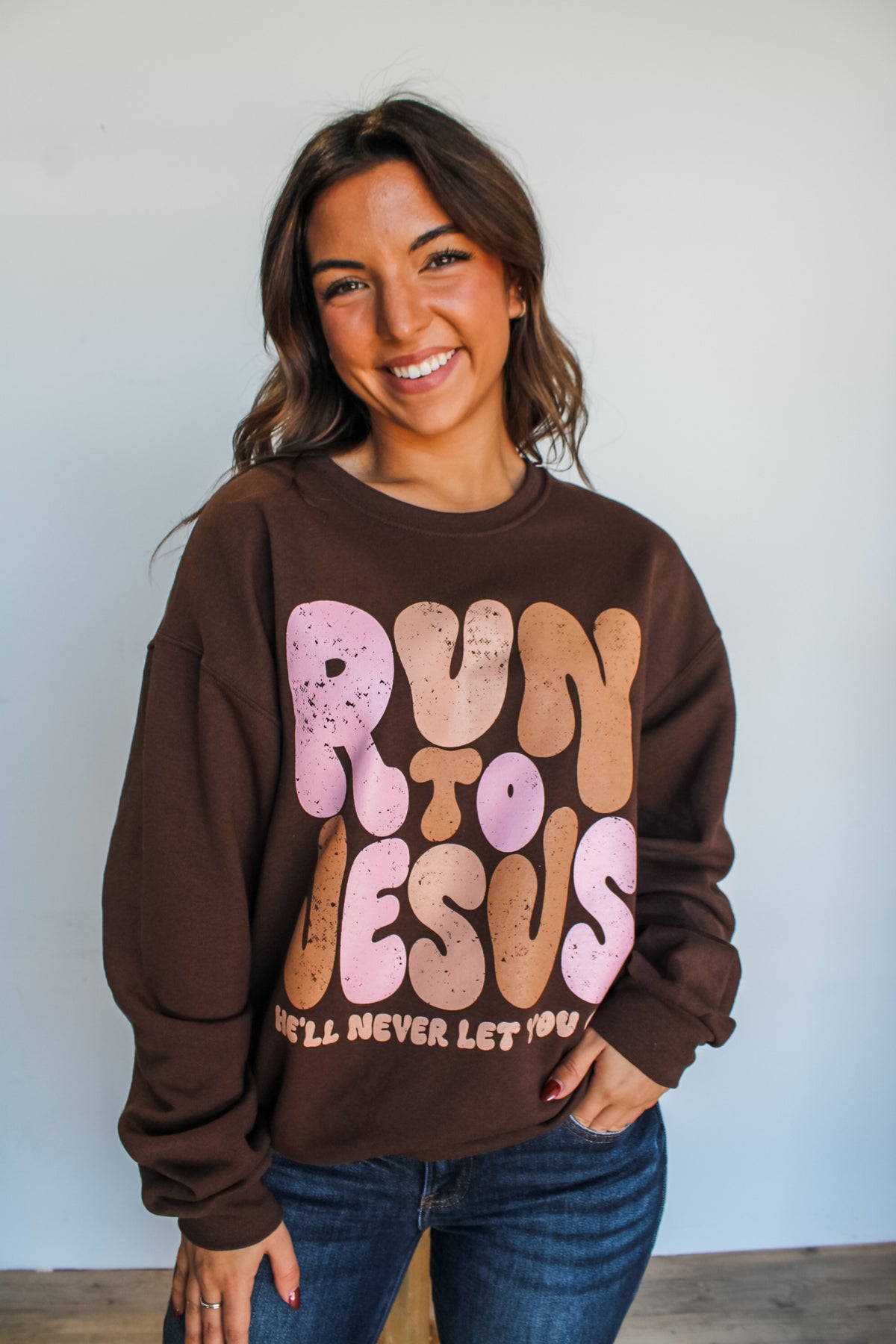 Run To Jesus Graphic Sweatshirt • Espresso