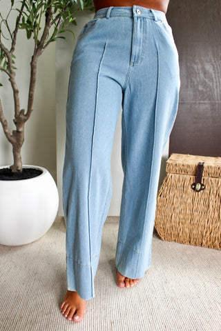 Merida Seamed Wide Leg • Light Wash