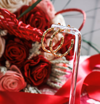 Twist Of Fate Hoop Earrings • Gold