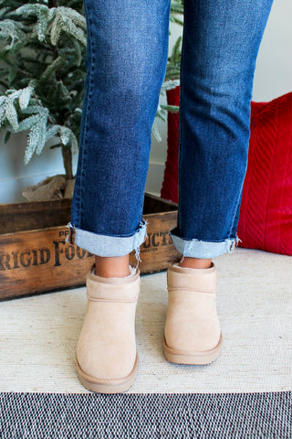 Cozy Classic Mini Boot • Oatmeal