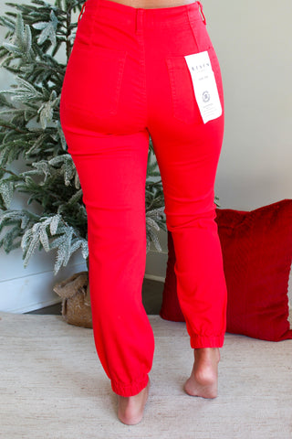 Sienna Jogger Jean • Scarlet Red