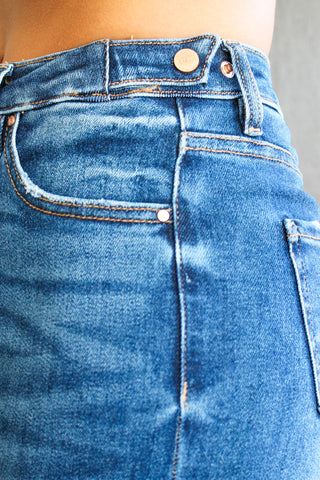 Arden Adjustable Waist Straight | Tummy Control • Dark Wash