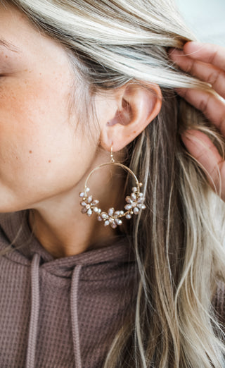 Fairytale Moment Earrings • Mocha