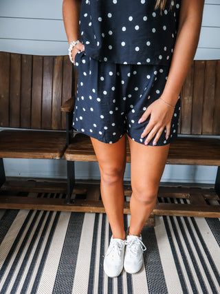 On The Dot Short Set • Black