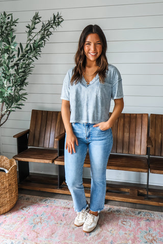 Sundrenched V-neck • Faded Blue