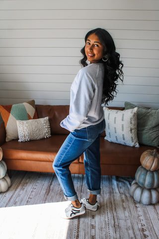 Essential Crewneck Pullover • Heather Grey