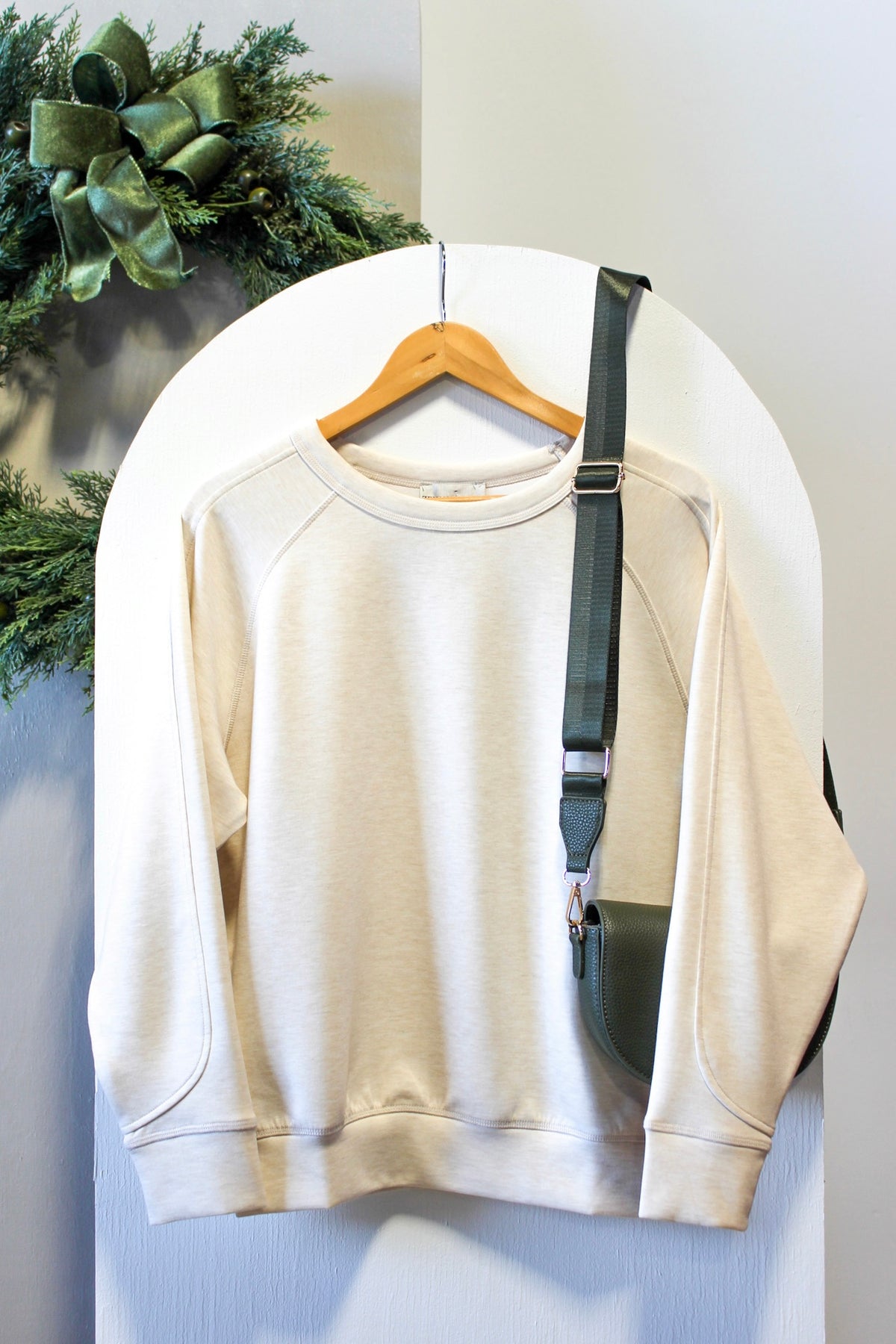 Dasher Scuba Crewneck Pullover • Heather Oatmeal