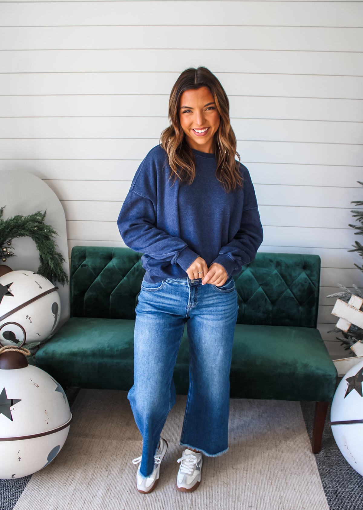 Chill Weekends Pullover • Heather Navy