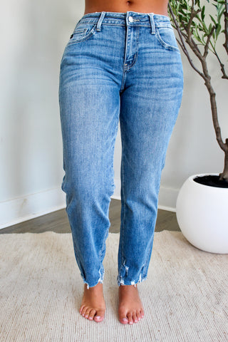 Brianne Mid Rise Straight • Medium Wash