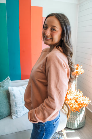 Essential Crewneck Pullover • Dusty Peach