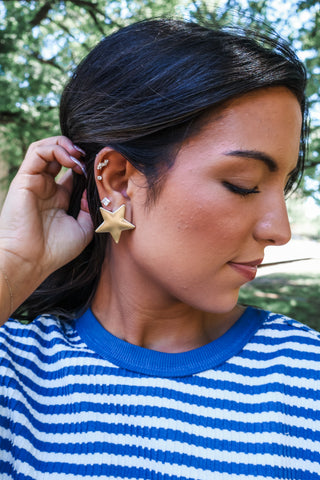Born To Shine Star Earrings • Matte Gold
