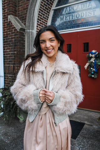 Gorgeous & Glam Faux Fur Jacket • Light Mocha