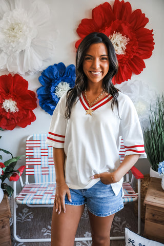 Bases Loaded V-neck • White
