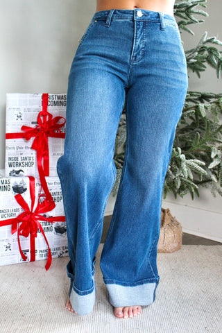 Lucy Cuffed Wide Leg • Medium Wash