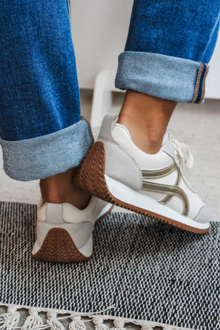 Winning Streak Modern Sneaker • Gold Combo