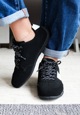 In The Lane Sneaker • Black/White