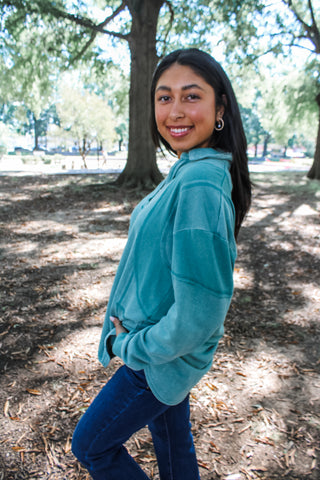 Weekend Hayrides • Teal