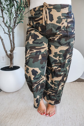 Finley Camo Print Barrel Leg