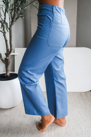 Sutton patch pocket pant • denim blue