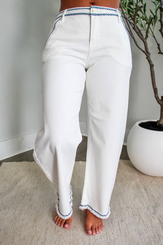 Sammi Embroidered Barrel Jean | Tummy Control • White