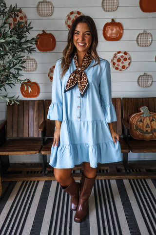 Dancing In The Breeze • Light Denim